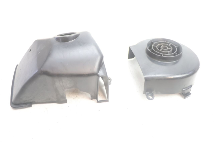 photo de CACHE MOTORE PEUGEOT KISBEE 2T 50 (2010 - 2017) - Altra angolazione