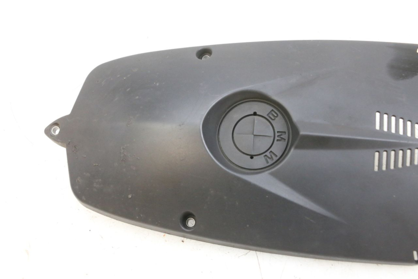 photo de COPERCHIO MOTORE BMW R RT ABS 1200 (2010 - 2014) - Dettagli dei punti di fissaggio