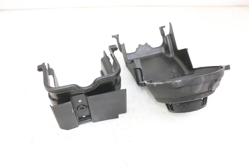 photo de COPERCHIO MOTORE  DAELIM S1 125 (2007 - 2016) - Altra angolazione