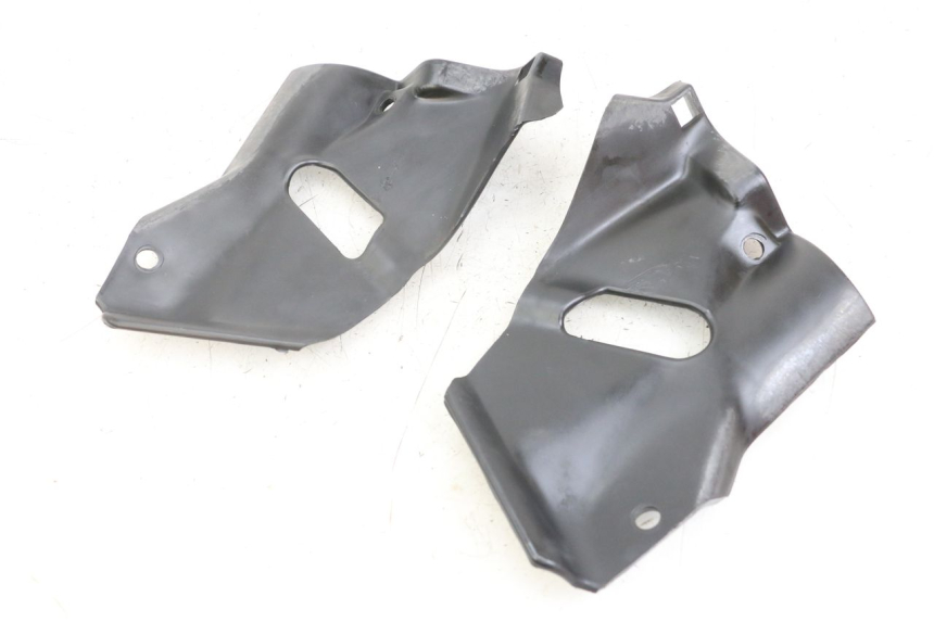 photo de PROTEZIONE MOTORE TRIUMPH SPEED TRIPLE T301 900 (1994 - 1996) - Vista principale