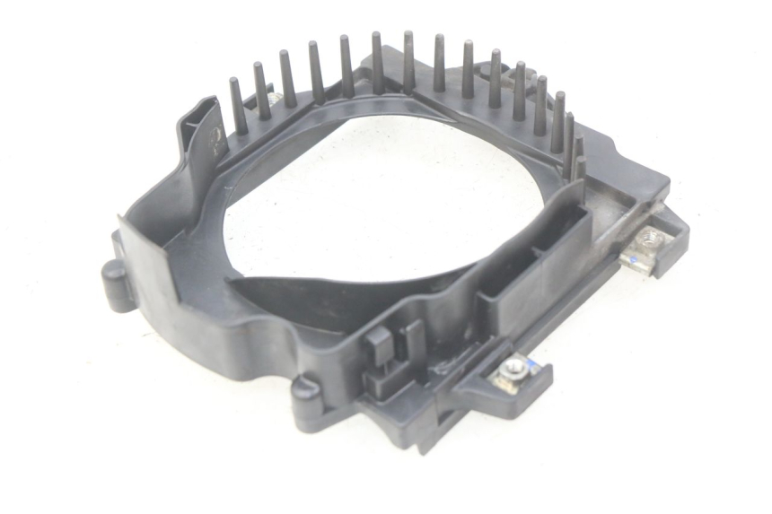 photo de PROTEZIONE MOTORE PIAGGIO VESPA GTS IGET ABS 125 (2017 - 2023) - Altra angolazione