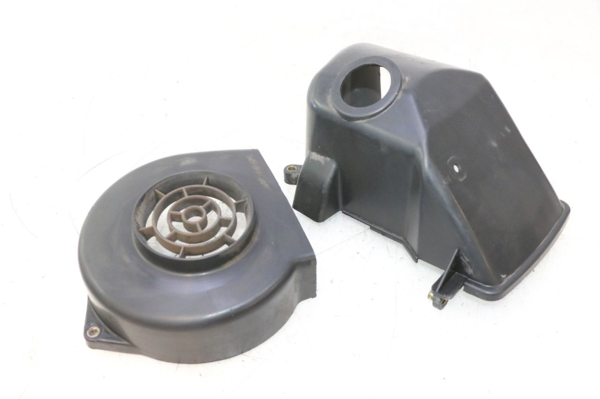 photo de COPERCHIO MOTORE  PEUGEOT VIVACITY NEW 2T 50 (2008 - 2017) - Dettaglio del componente