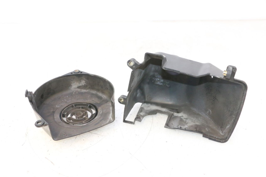 photo de COPERCHIO MOTORE  PEUGEOT VIVACITY NEW 2T 50 (2008 - 2017) - Primo piano tecnico