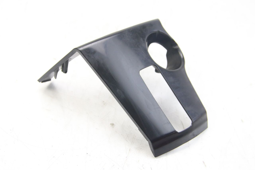 photo de COPERCHIO CHIAVE PIAGGIO BEVERLY 125 (2010 - 2015) - Vista principale