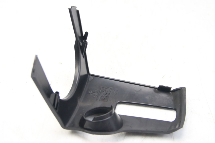 photo de COPERCHIO CHIAVE PIAGGIO BEVERLY 125 (2010 - 2015) - Dettaglio del componente