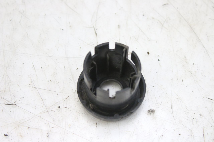 photo de COVER CHIAVE MBK BOOSTER SPIRIT 50 (2004 - 2017) - Dettaglio del componente