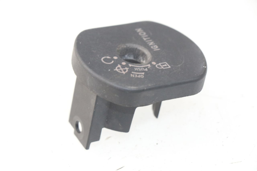 photo de COPERCHIO CHIAVE SYM CROX 4T 50 (2016 - 2023) - Zoom sullo stato d'uso