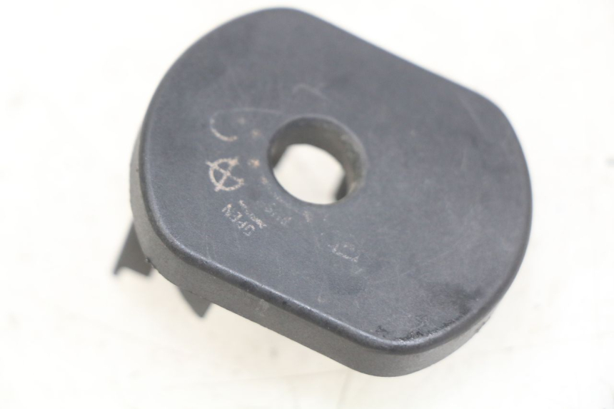 photo de COPERCHIO CHIAVE SYM CROX 4T 50 (2016 - 2023) - Vista principale