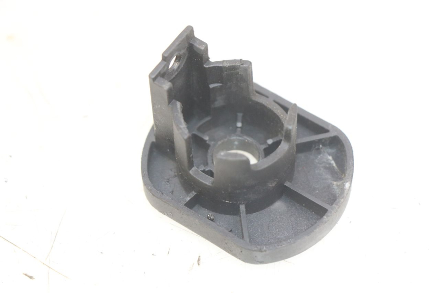 photo de COPERCHIO CHIAVE SYM CROX 4T 50 (2016 - 2023) - Zoom sullo stato d'uso