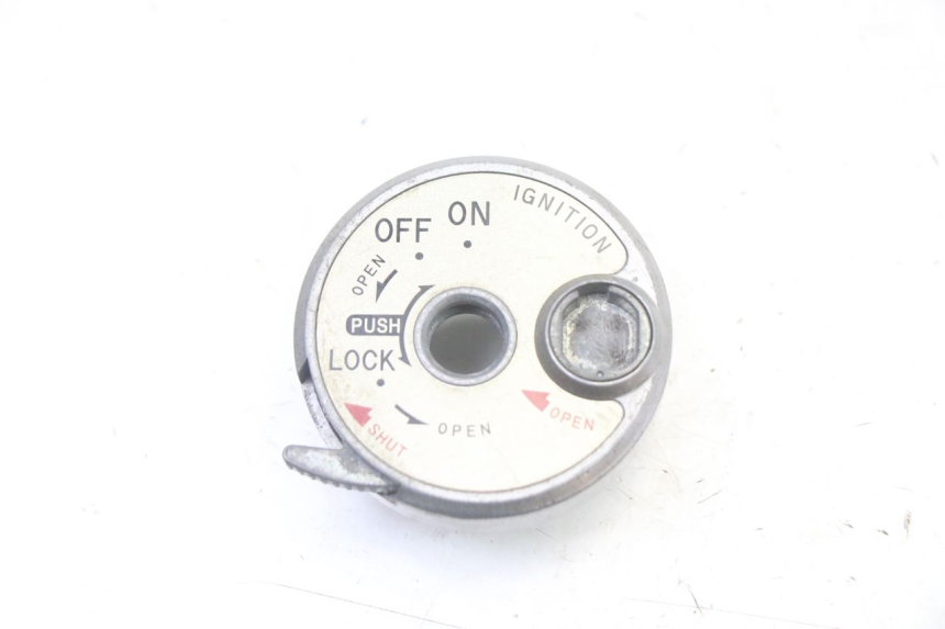 photo de Tappo serratura MBK FLAME X 125 (2007 - 2016) - Vista principale