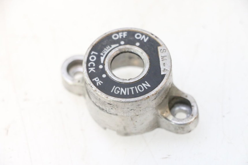 photo de COPERCHIO BLOCCHETTO ACCENSIONE SUZUKI GSF N BANDIT 1200 (2001 - 2005) - Vista principale