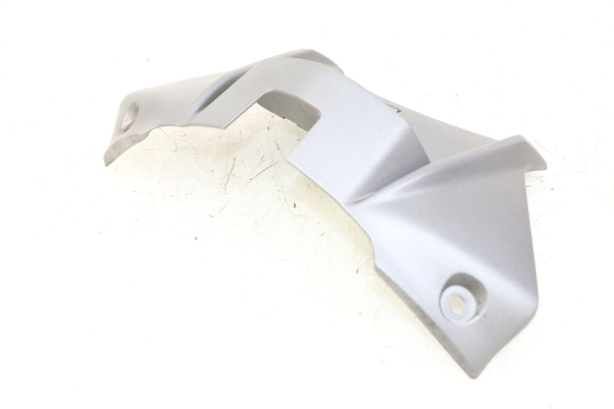 photo de COPERCHIO BLOCCHETTO ACCENSIONE SUZUKI GSR 750 (2011 - 2017) - Primo piano tecnico