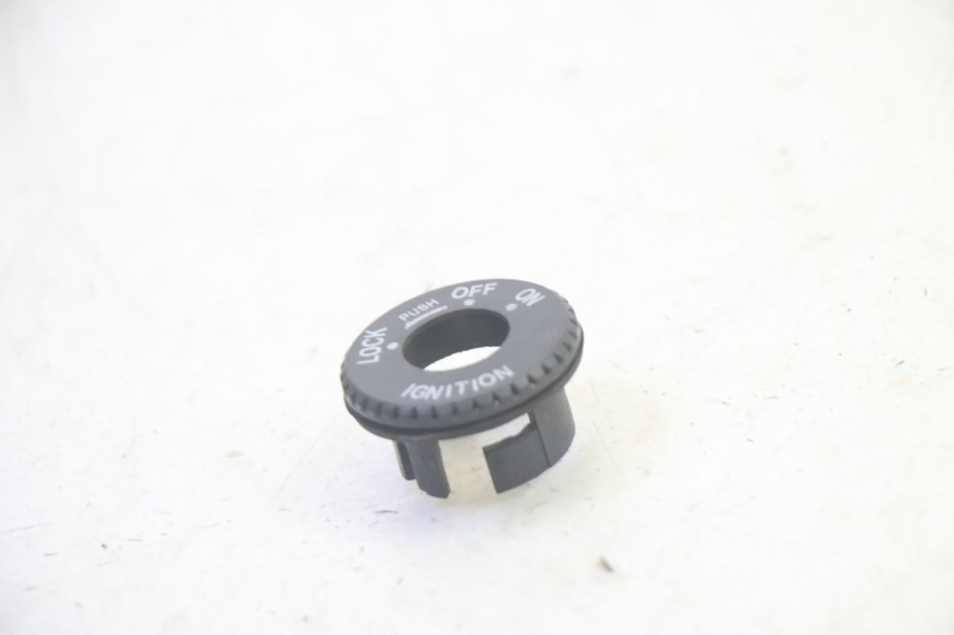 photo de COPERCHIO BLOCCHETTO ACCENSIONE EUROCKA GTR 50 (2018 - 2021) - Dettaglio del componente