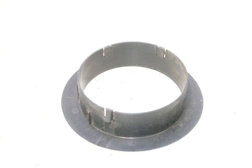 photo de COPERCHIO BLOCCHETTO ACCENSIONE SYM GTS EVO 125 (2009 - 2013) - Zoom sullo stato d'uso