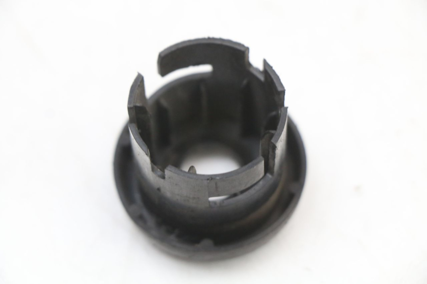 photo de COPERCHIO BLOCCHETTO ACCENSIONE RENAULT KOURANOS 125 (2001 - 2004) - Zoom sullo stato d'uso