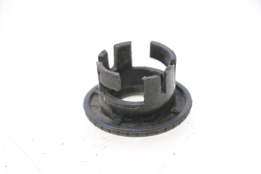 photo de COPERCHIO BLOCCHETTO ACCENSIONE KEEWAY MATRIX RX9 125 (2006 - 2007) - Zoom sullo stato d'uso
