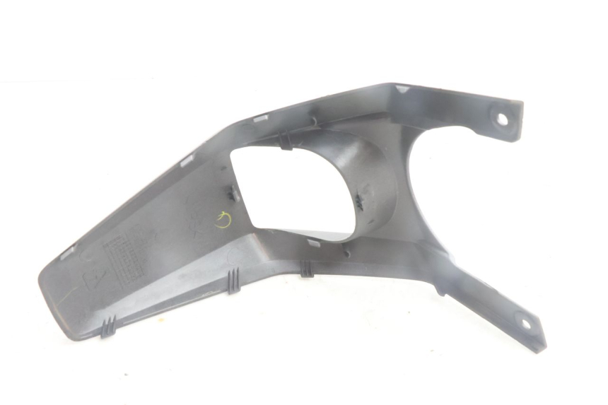 photo de COPERCHIO BLOCCHETTO ACCENSIONE YAMAHA N-MAX NMAX 125 (2021 - 2024) - Ricambio usato controllato