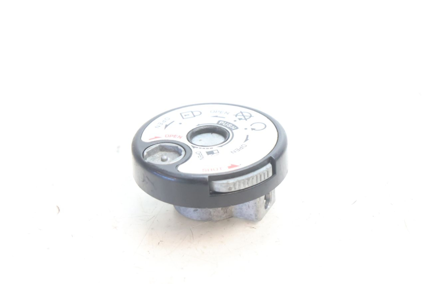 photo de COPERCHIO BLOCCHETTO ACCENSIONE SYM ORBIT III 3 4T 50 (2021 - 2025) - Dettaglio del componente