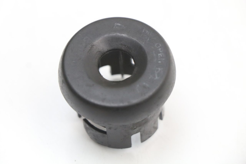 photo de COPERCHIO BLOCCHETTO ACCENSIONE MBK OVETTO 2T 50 (2007 - 2017) - Vista principale