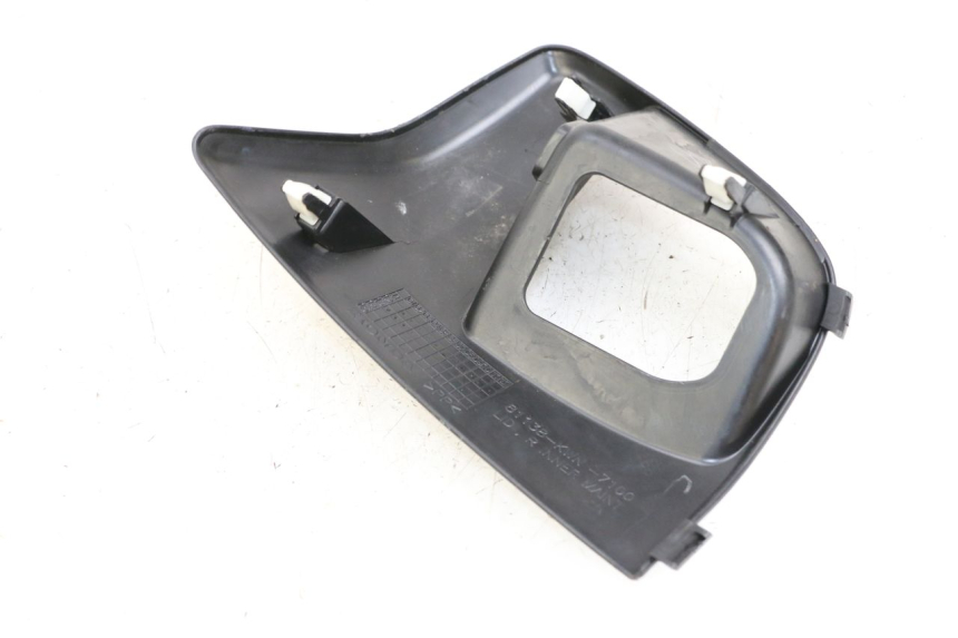 photo de COPERCHIO BLOCCHETTO ACCENSIONE HONDA PCX (JF47) 125 (2012 - 2013) - Zoom sullo stato d'uso