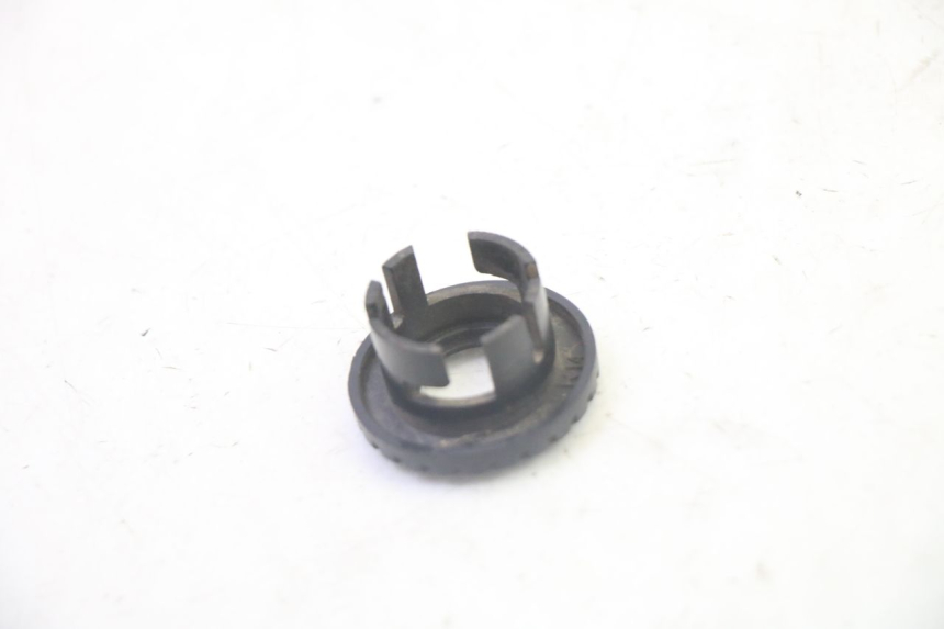 photo de COPERCHIO CHIAVE TNT MOTOR ROMA 10' 2T 50 (2011 - 2018) - Zoom sullo stato d'uso