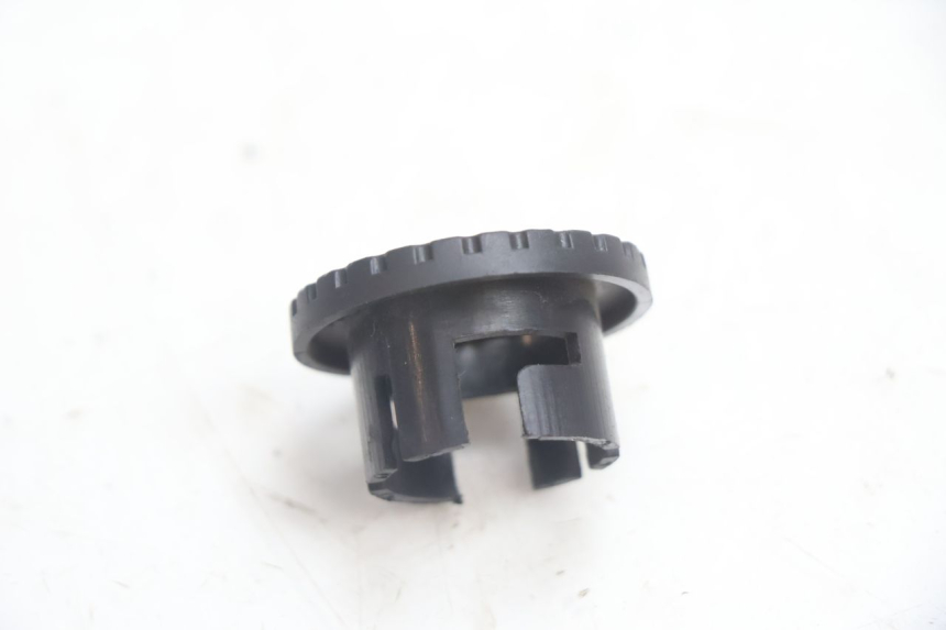 photo de COPERCHIO CHIAVE TNT MOTOR ROMA 10' 2T 50 (2011 - 2018) - Dettaglio del componente
