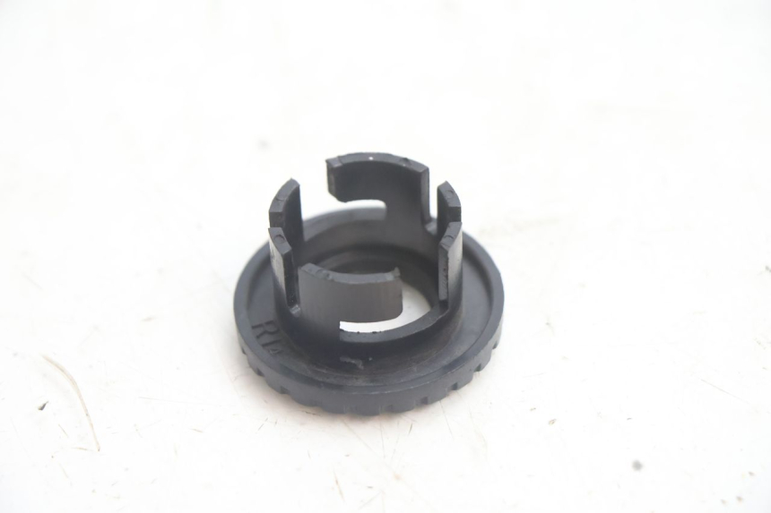 photo de COPERCHIO CHIAVE TNT MOTOR ROMA 10' 2T 50 (2011 - 2018) - Zoom sullo stato d'uso