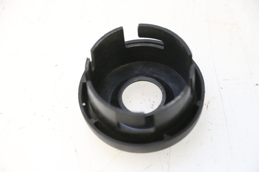 photo de COPERCHIO BLOCCHETTO ACCENSIONE CAN-AM SPYDER RS 1000 (2008 - 2012) - Zoom sullo stato d'uso