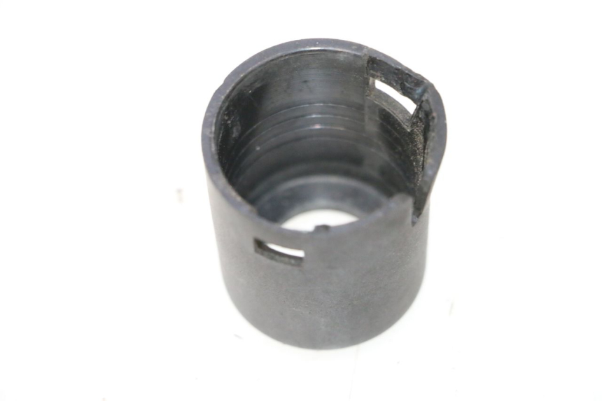 photo de COPERCHIO BLOCCHETTO ACCENSIONE DUCATI SS IE DS CARENEE 1000 (2002 - 2006) - Zoom sullo stato d'uso