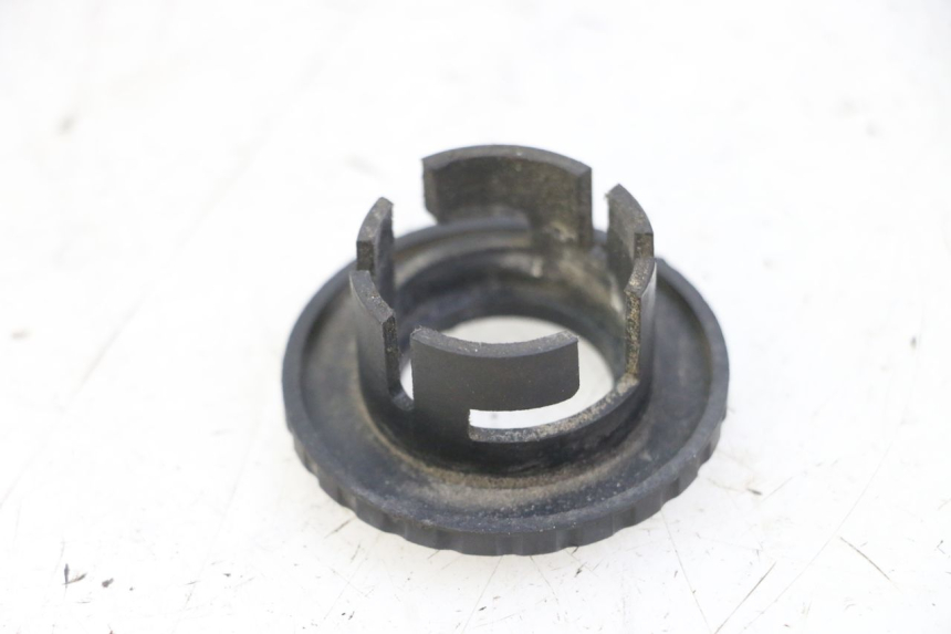 photo de COPERCHIO BLOCCHETTO ACCENSIONE PEUGEOT TWEET PRO CARGO 50 (2018 - 2022) - Dettaglio del componente