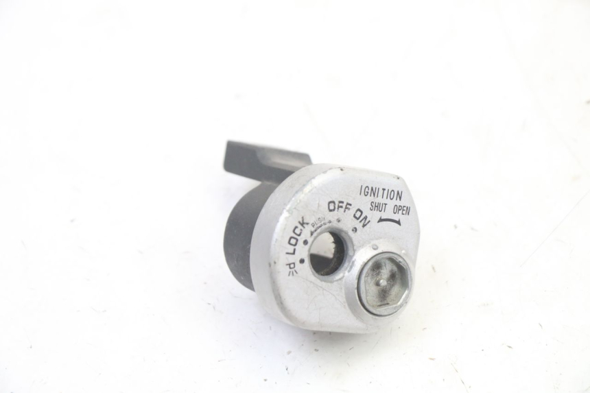 photo de COPERCHIO BLOCCHETTO ACCENSIONE SUZUKI UH BURGMAN 125 (2002 - 2006) - Vista principale