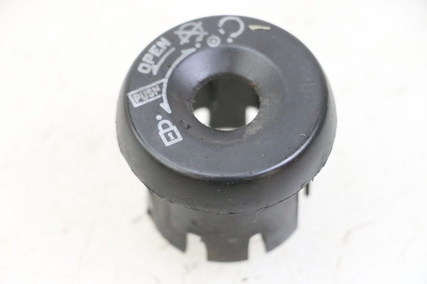 photo de COPERCHIO BLOCCHETTO ACCENSIONE YAMAHA NEO'S NEOS 2T EASY 50 (2013 - 2016) - Vista principale