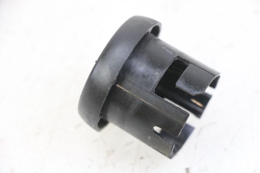 photo de COPERCHIO BLOCCHETTO ACCENSIONE YAMAHA NEO'S NEOS 2T EASY 50 (2013 - 2016) - Zoom sullo stato d'uso