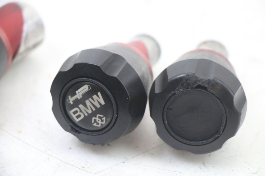 photo de COPRI RUOTA BMW S RR ABS S1000RR 1000 (2015 - 2018) - Zoom sullo stato d'uso