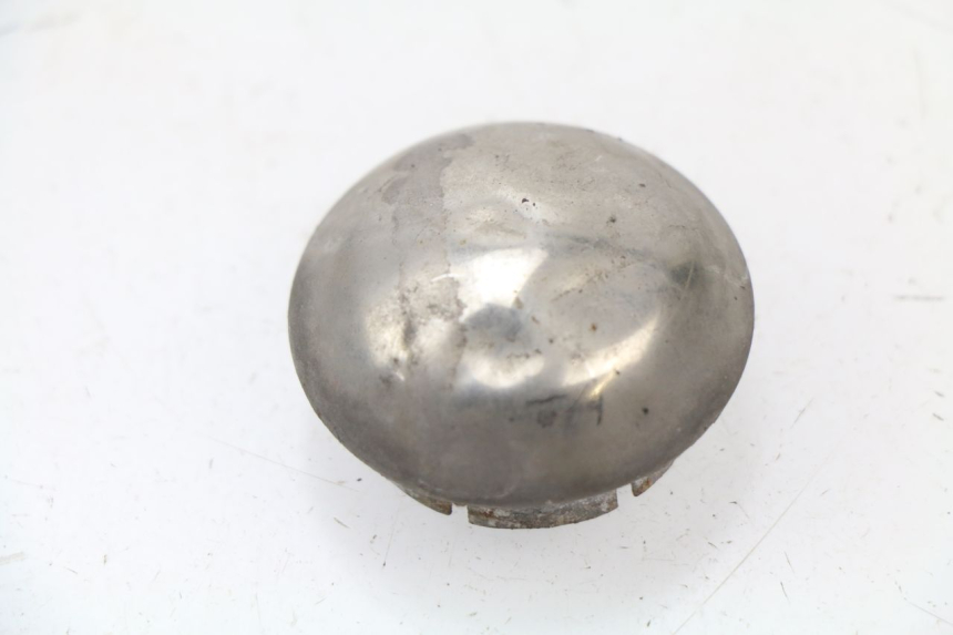 photo de COPERCHIO RUOTA PIAGGIO LIBERTY 4T 50 (2009 - 2015) - Zoom sullo stato d'uso