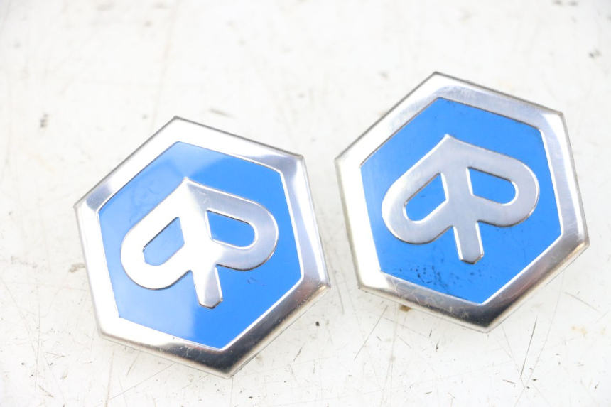 photo de COPRI RUOTA PIAGGIO MP3 HPE 300 (2019 - 2026) - Vista principale