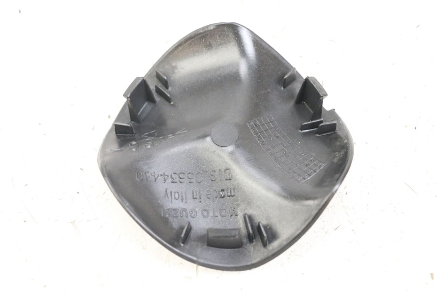 photo de COPRI RUOTA MOTO GUZZI NORGE 8V GT 1200 (2011 - 2016) - Zoom sullo stato d'uso