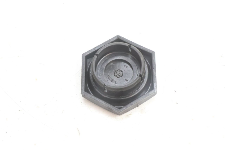 photo de COPRI RUOTA GILERA RUNNER SP 50 (2002 - 2004) - Altra angolazione