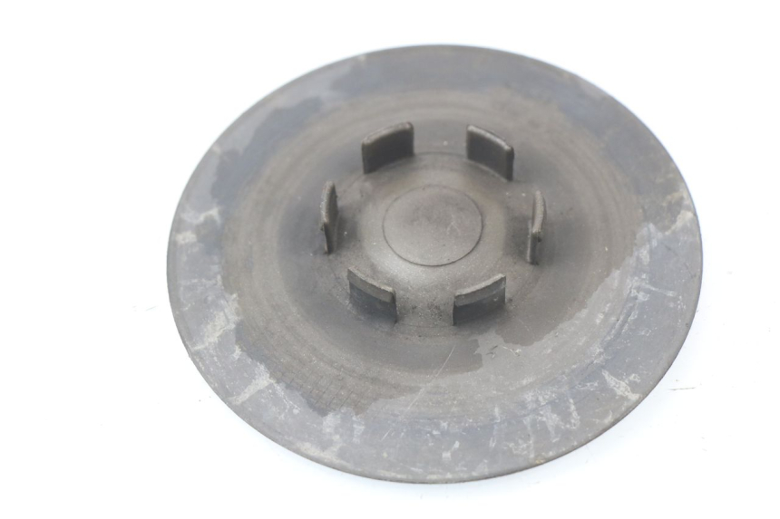 photo de COPERCHIO RUOTA APRILIA SR CARB LC 2T 50 (2004 - 2012) - Dettaglio del componente