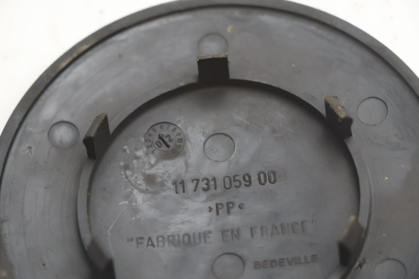 photo de COPRI RUOTA PEUGEOT TREKKER 50 (1995 - 2004) - Primo piano tecnico