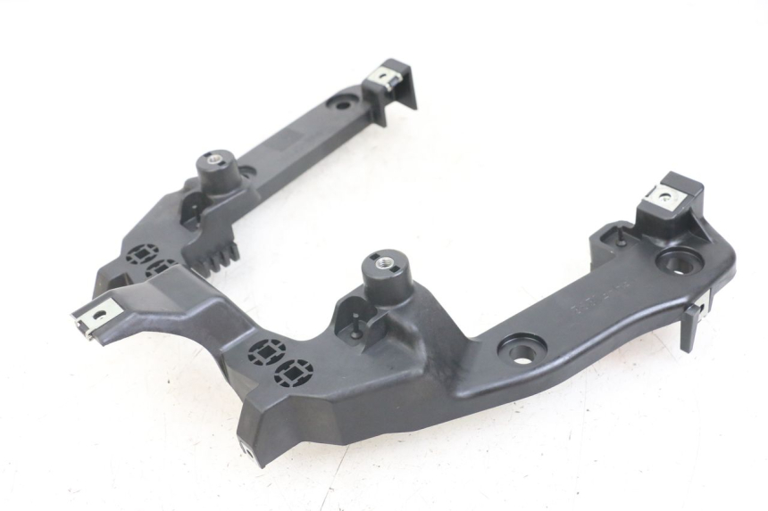 photo de COPERCHIO SOTTO SELLA YAMAHA AEROX 2T 50 (2013 - 2017) - Altra angolazione