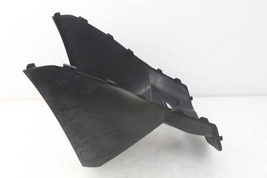 photo de CACHE SOTTO SELLA KYMCO AGILITY 4T 50 (2005 - 2018) - Primo piano tecnico