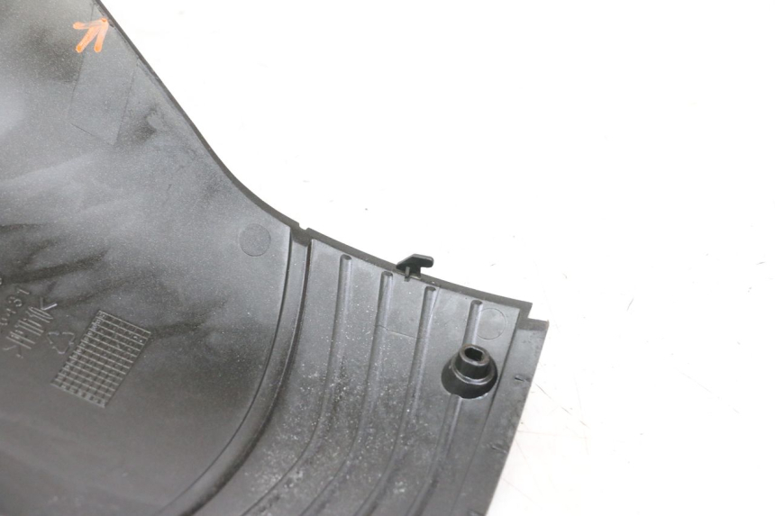 photo de CARENA SOTTO SELLA APRILIA SR MOTARD 50 (2012 - 2018) - Primo piano tecnico