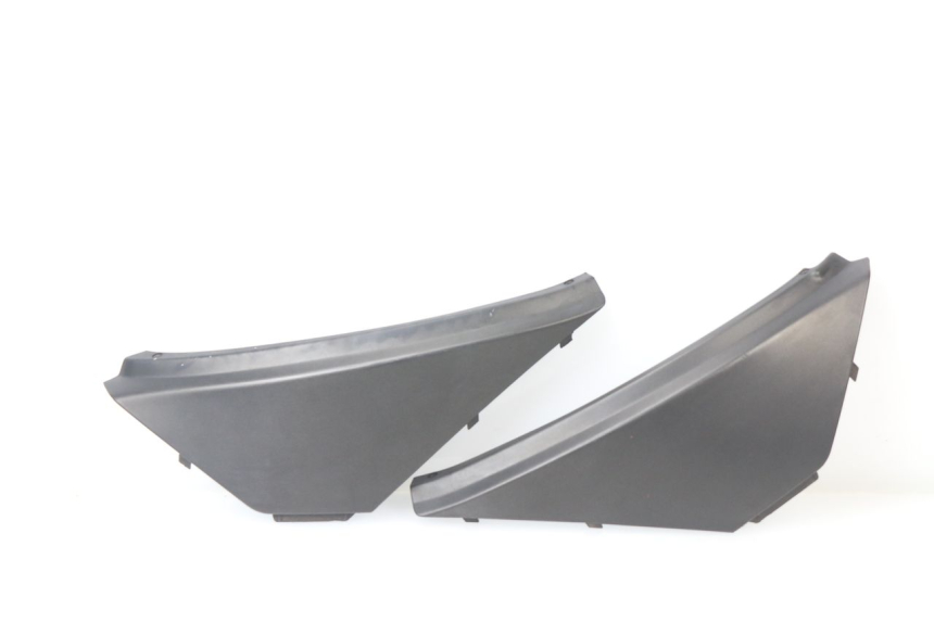 photo de COPERCHIO SOTTO SELLA APRILIA ATLANTIC 125 (2003 - 2009) - Vista principale