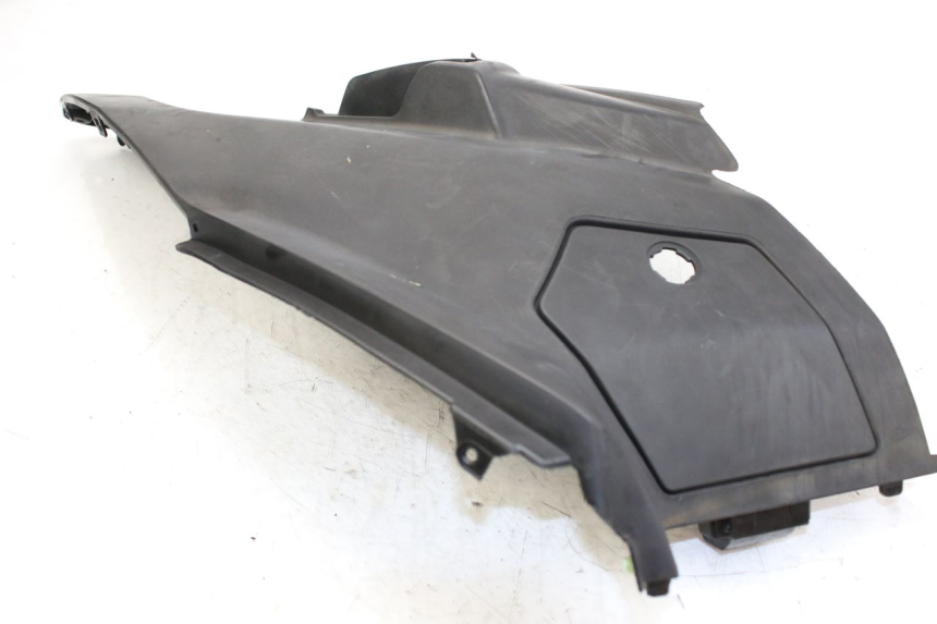 photo de COPERCHIO SOTTO SELLA PEUGEOT CITYSTAR 50 (2013 - 2017) - Zoom sui componenti