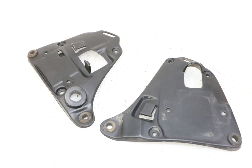 photo de CARENA SOTTO SELLA APRILIA CLASSIC 125 (1995 - 2001) - Vista principale