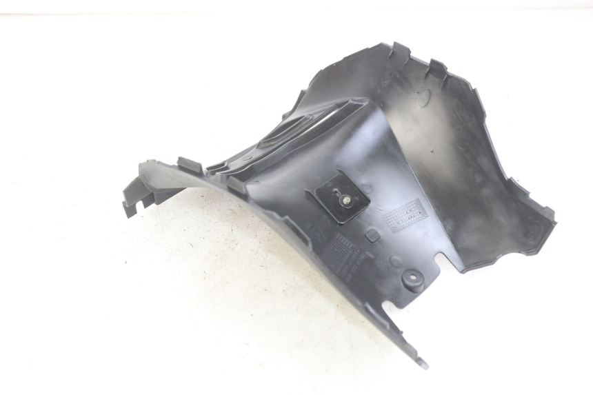 photo de COPERCHIO SOTTO SELLA SYM CROX 4T 50 (2016 - 2023) - Dettaglio del componente