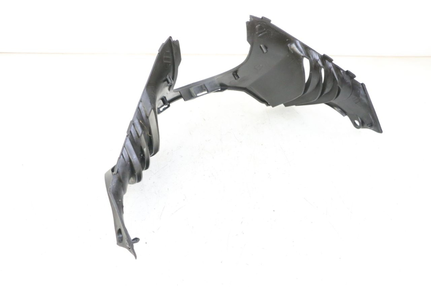 photo de CARENA SOTTO SELLA DAELIM BESBI 125 (2007 - 2008) - Zoom sullo stato d'uso