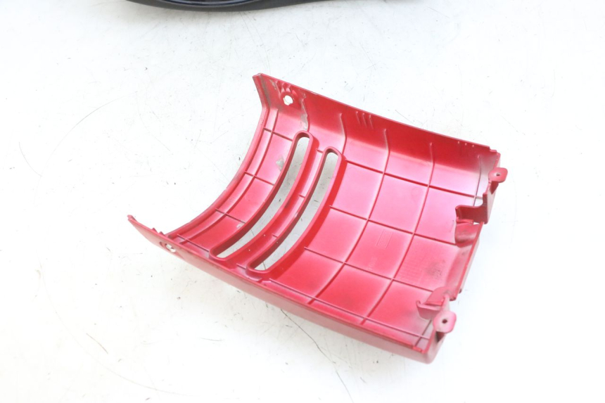 photo de COPERCHIO SOTTO SELLA PEUGEOT DJANGO 4T 50 (2014 - 2019) - Altra angolazione