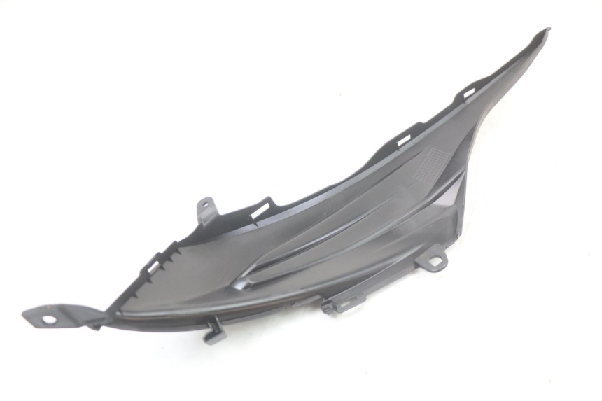 photo de CARENA SOTTO SELLA DESTRA SUZUKI ADDRESS 110 (2015 - 2020) - Dettagli dei punti di fissaggio